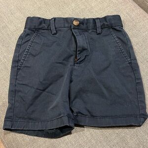 Vineyard vines boy’s blue shorts